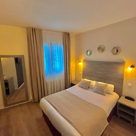 Etoile Hotel Thoiry (Yvelines)