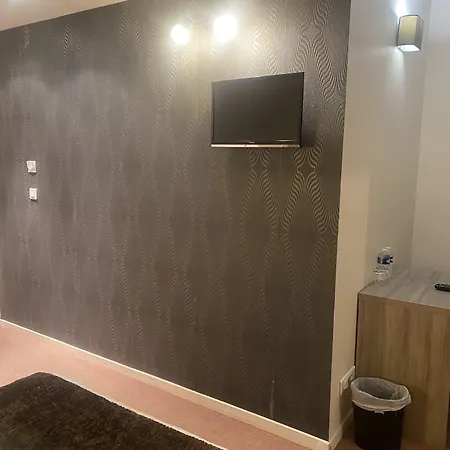 Hotel Etoile Lodge, Sure Collection By Western Thoiry (Yvelines)
